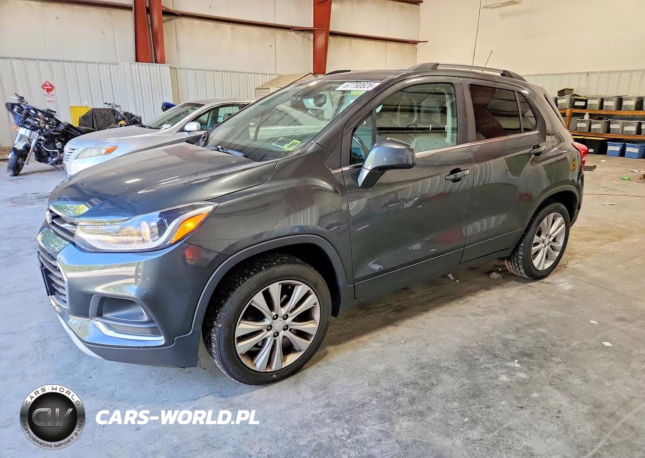 2020 Chevrolet Trax Premier VIN:3GNCJRSB2LL111466 - 1