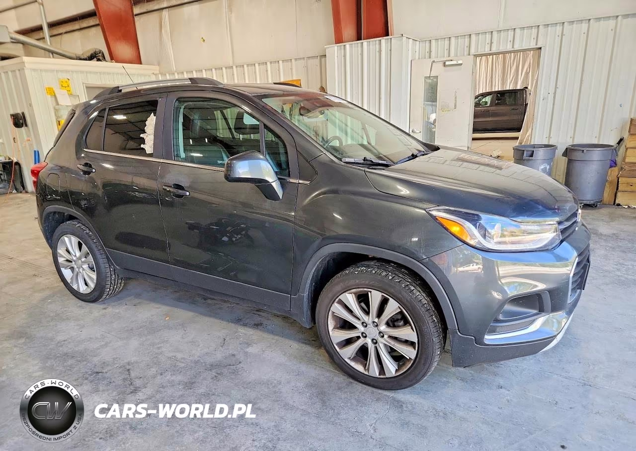 2020 Chevrolet Trax Premier VIN:3GNCJRSB2LL111466 - 4