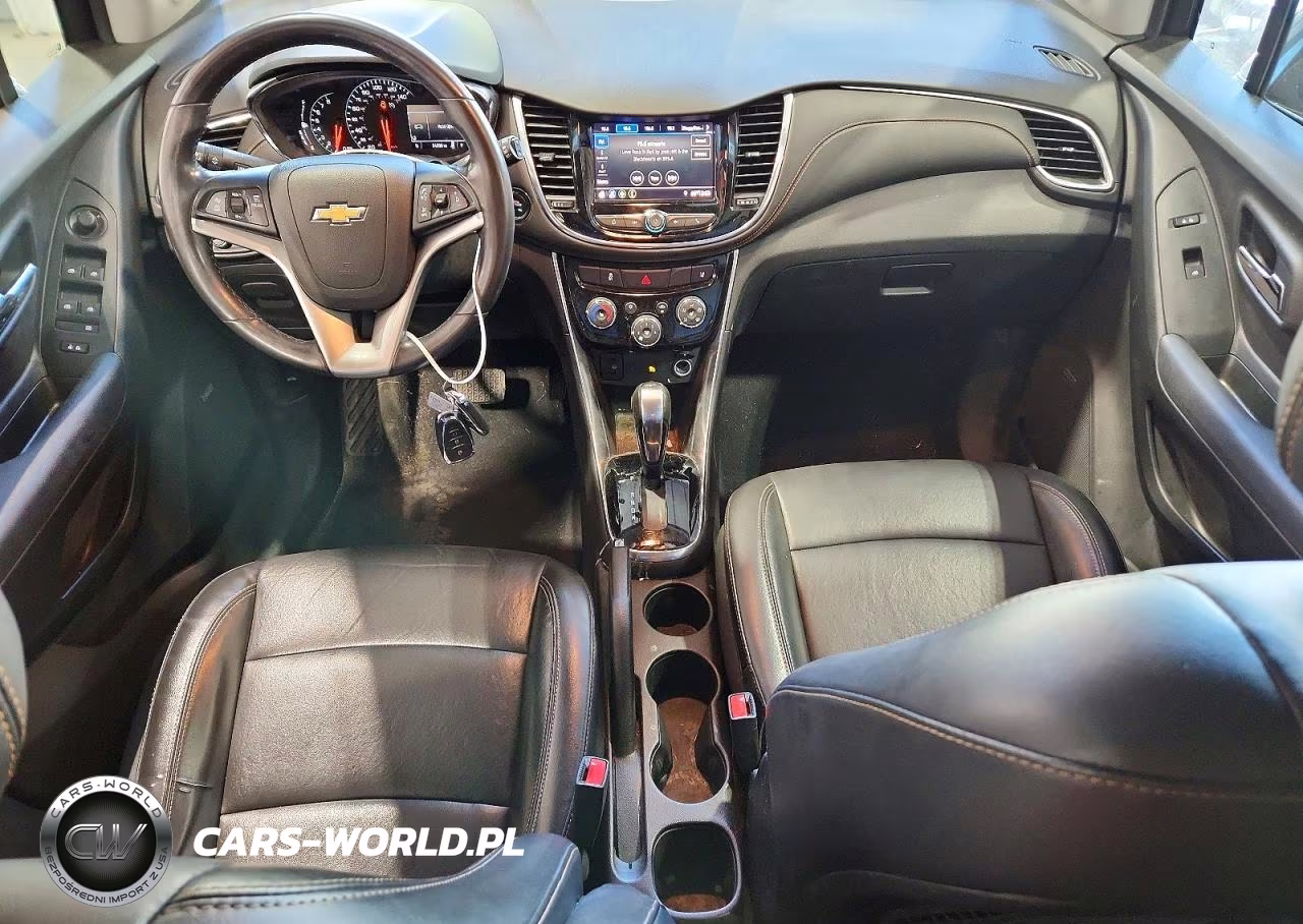 2020 Chevrolet Trax Premier VIN:3GNCJRSB2LL111466 - 8