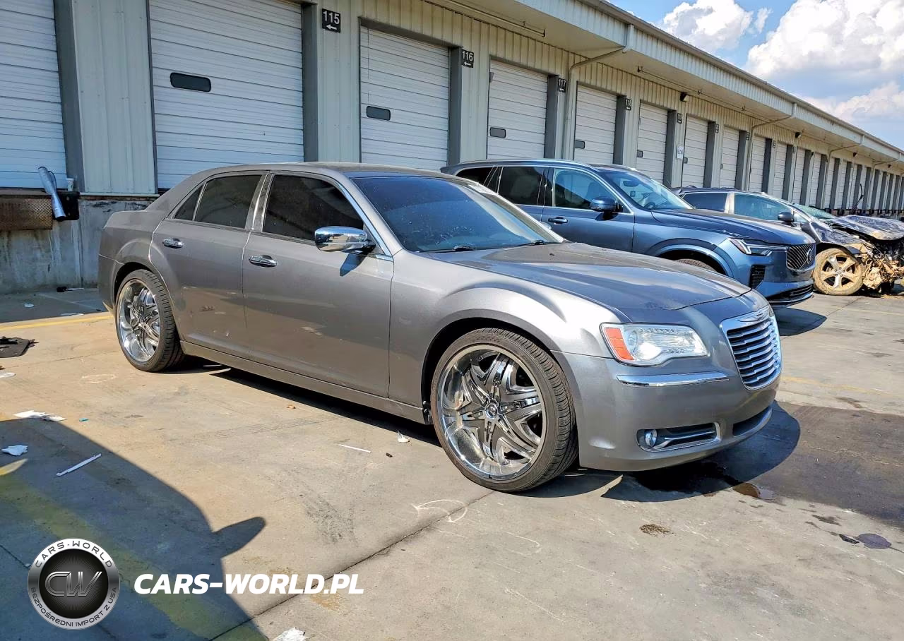 2012 Chrysler 300C VIN:2C3CCAET5CH108468 - 4