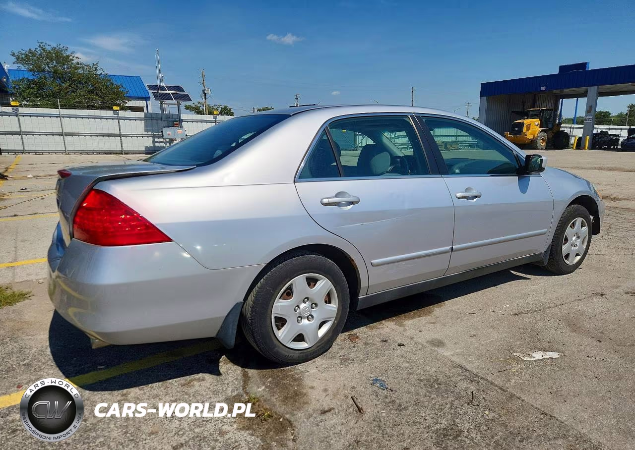 2007 Honda Accord Lx VIN:1HGCM56437A132166 - 3