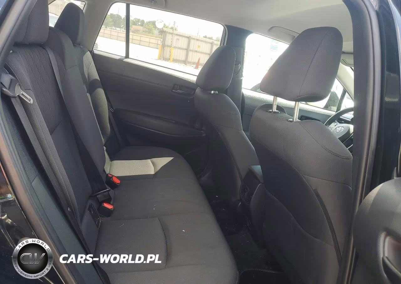 2022 Toyota Corolla Cross Le VIN:7MUCAAAG2NV008672 - 11