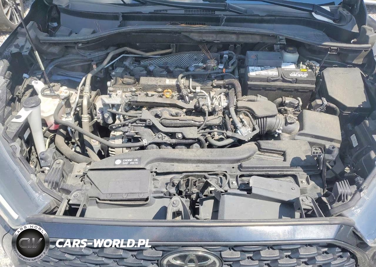 2022 Toyota Corolla Cross Le VIN:7MUCAAAG2NV008672 - 12