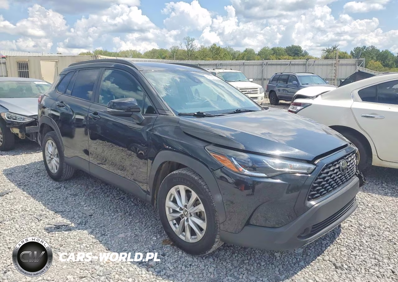 2022 Toyota Corolla Cross Le VIN:7MUCAAAG2NV008672 - 4
