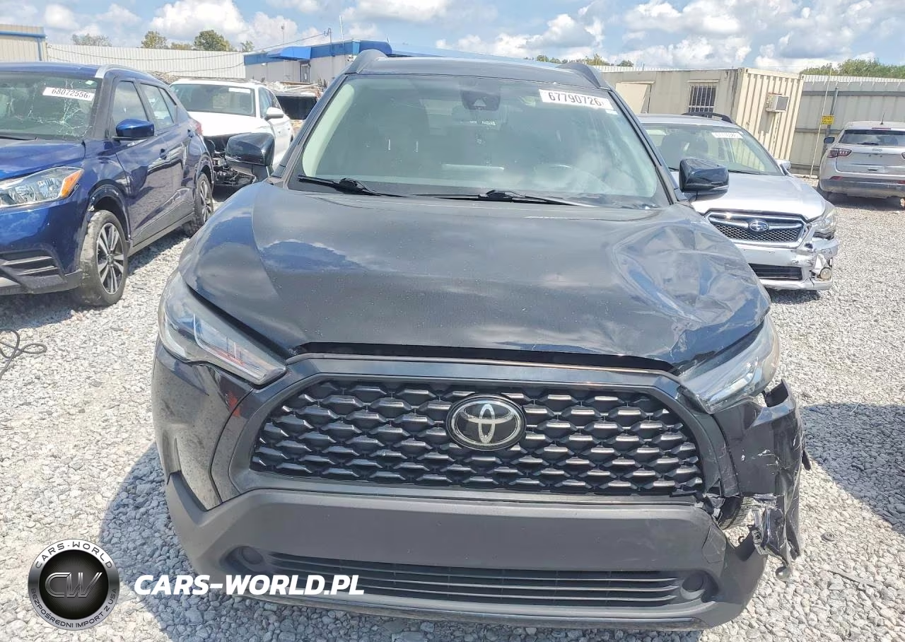 2022 Toyota Corolla Cross Le VIN:7MUCAAAG2NV008672 - 5