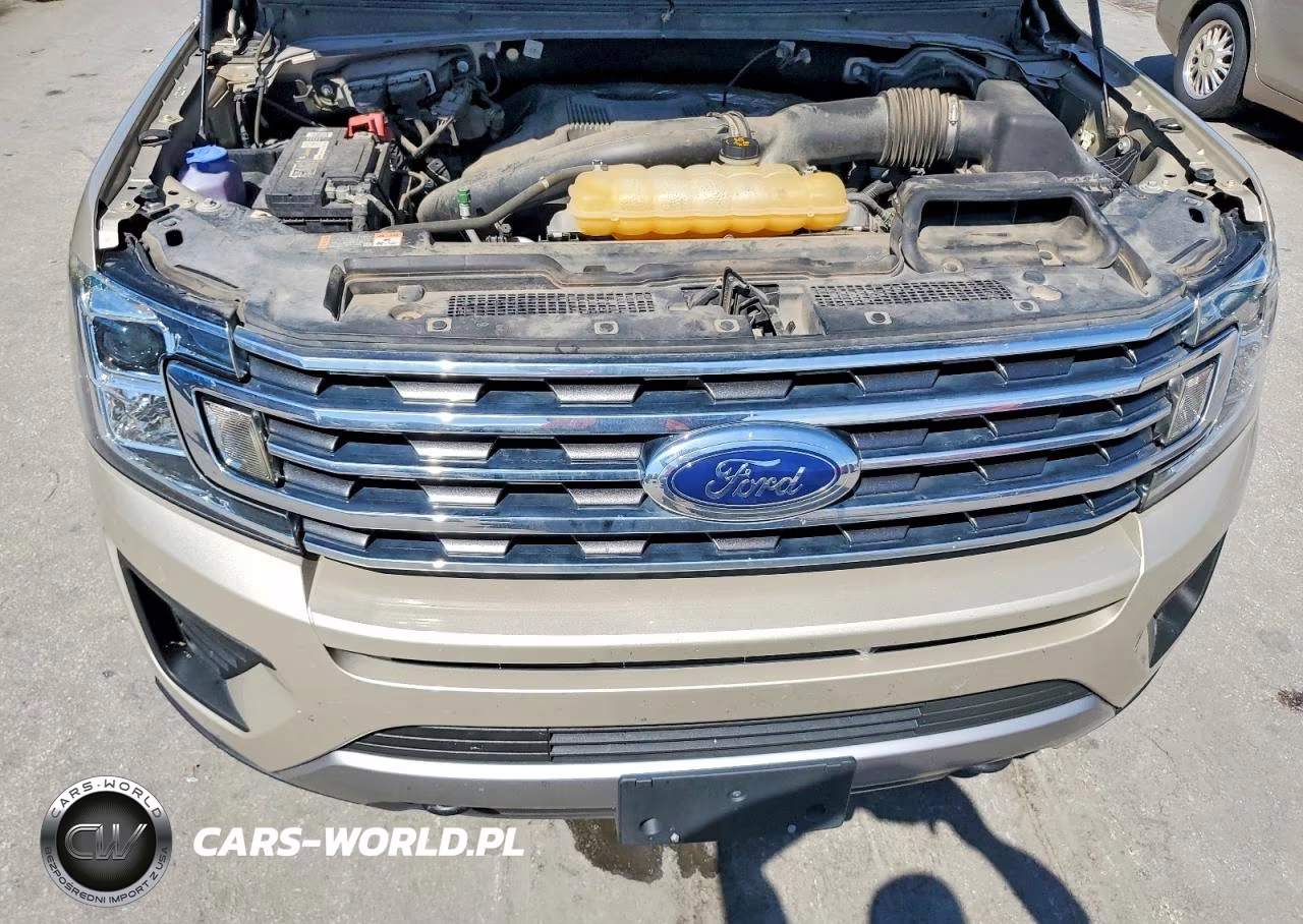 2018 Ford Expedition Xlt VIN:1FMJU1JT5JEA14841 - 12