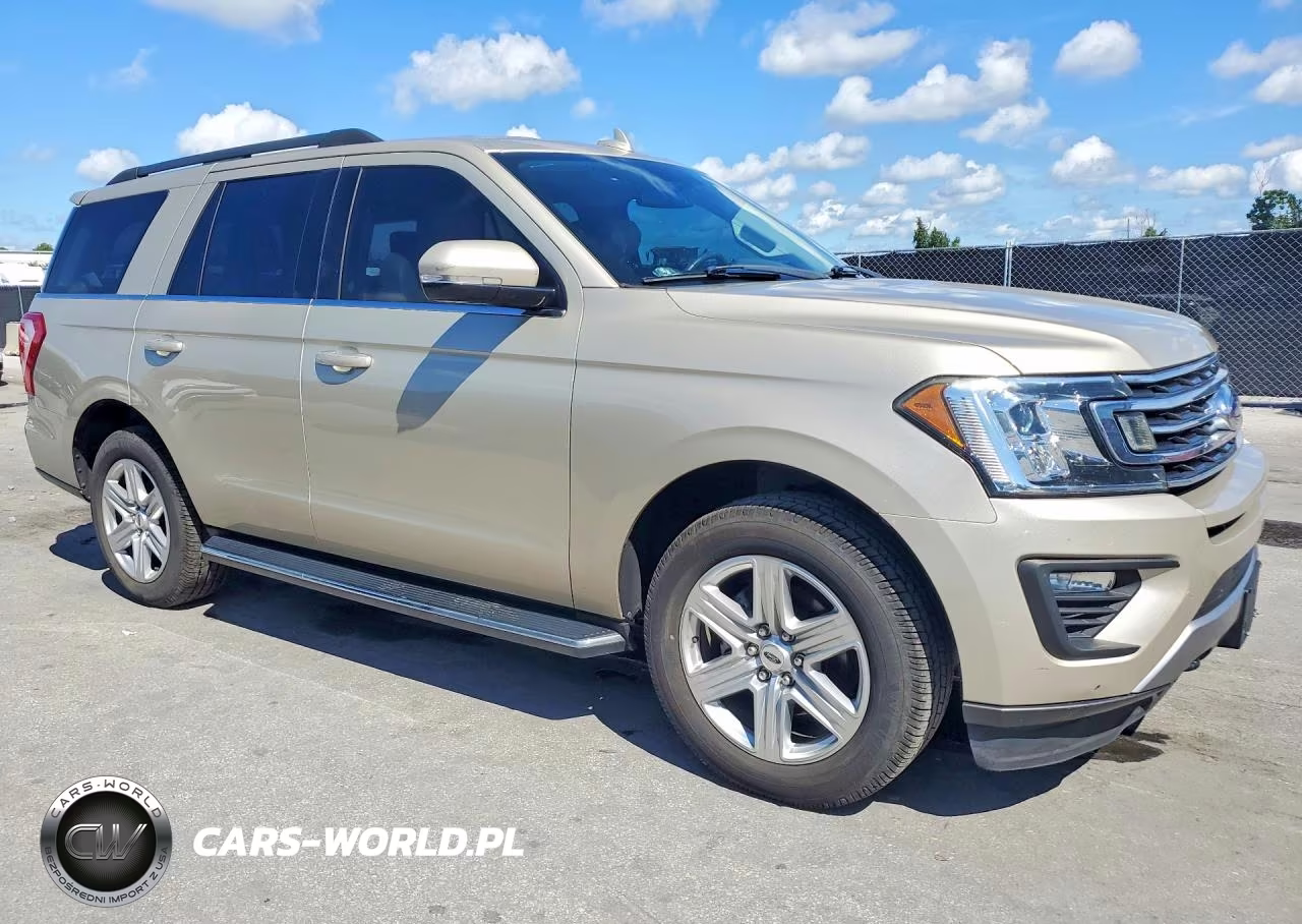 2018 Ford Expedition Xlt VIN:1FMJU1JT5JEA14841 - 4