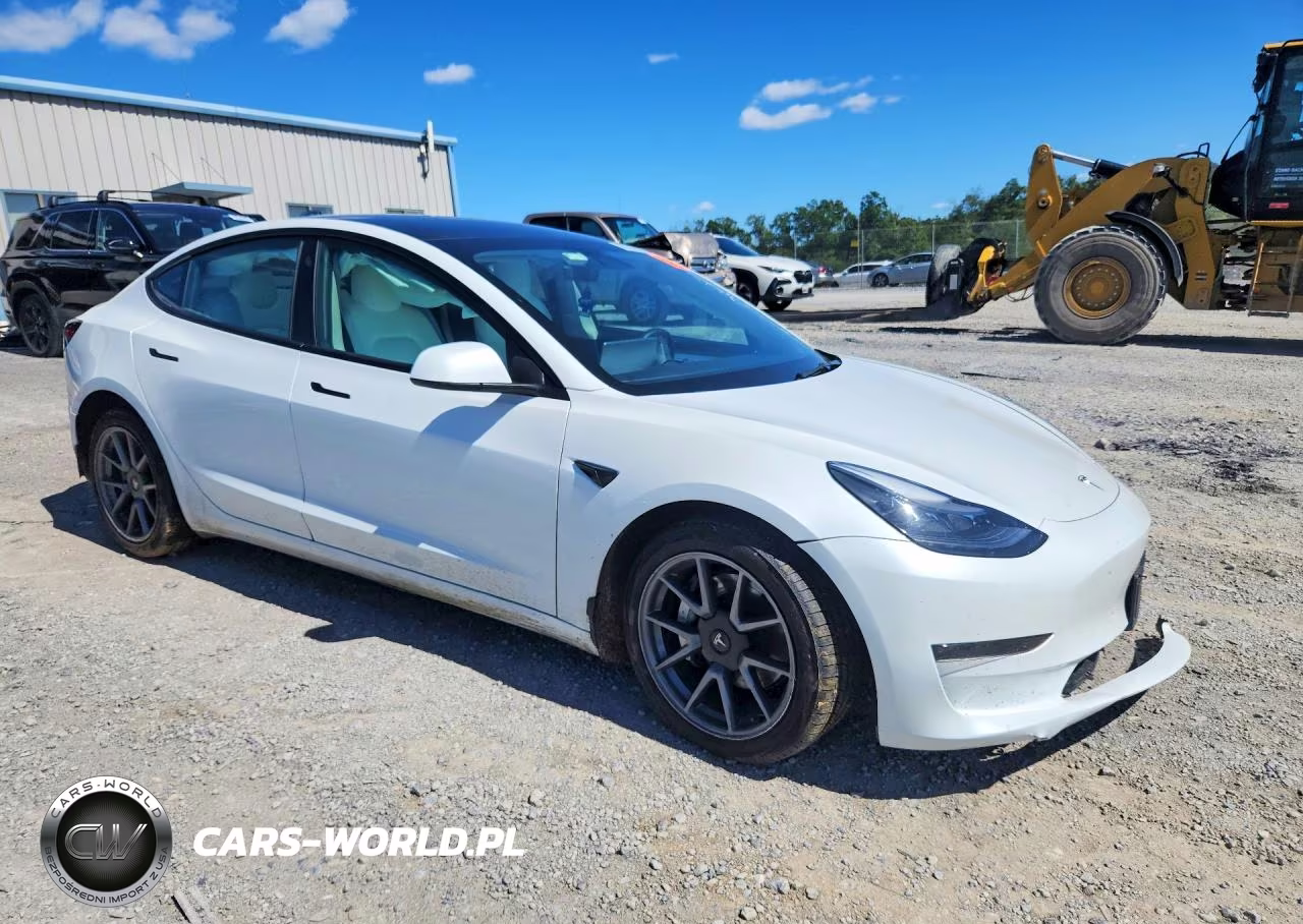 2023 Tesla Model 3 VIN:5YJ3E1EA6PF382424 - 4