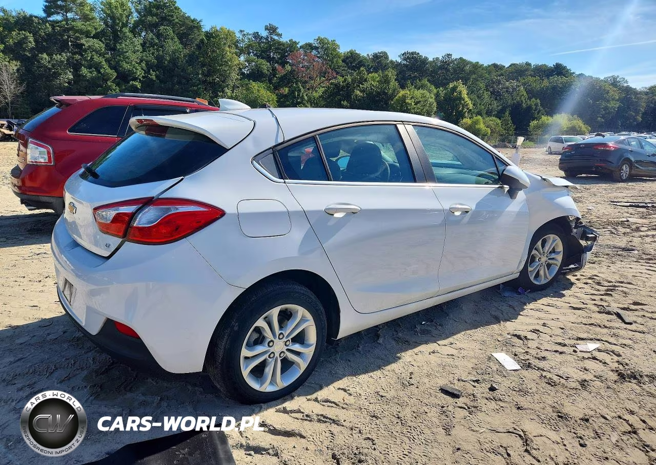 2019 Chevrolet Cruze Lt VIN:3G1BE6SM4KS567748 - 3