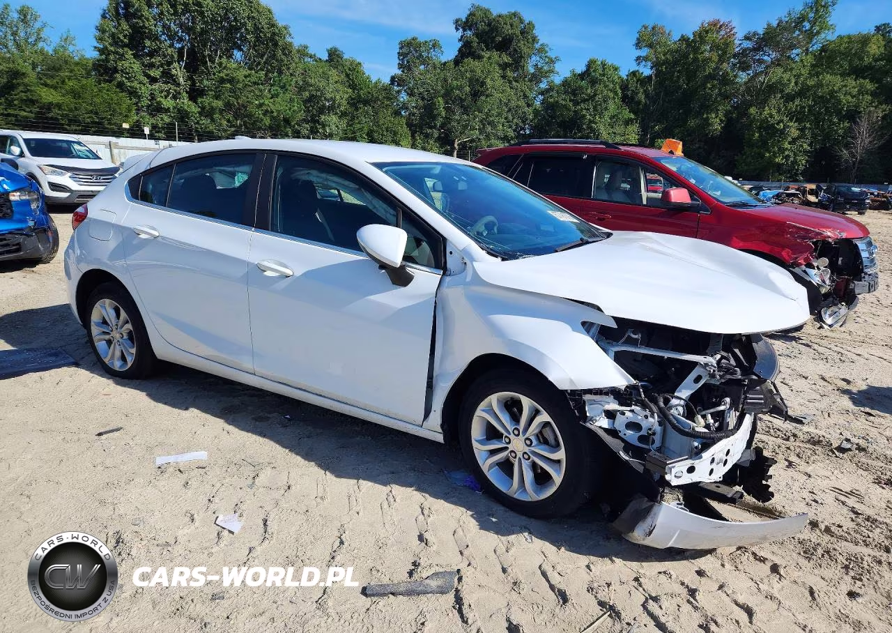 2019 Chevrolet Cruze Lt VIN:3G1BE6SM4KS567748 - 4