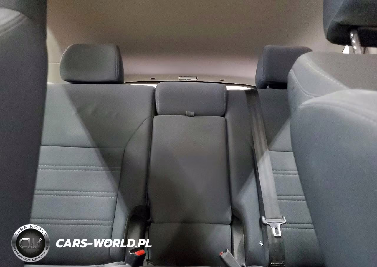2019 Kia Sorento Lx V6 VIN:5XYPG4A52KG490448 - 10