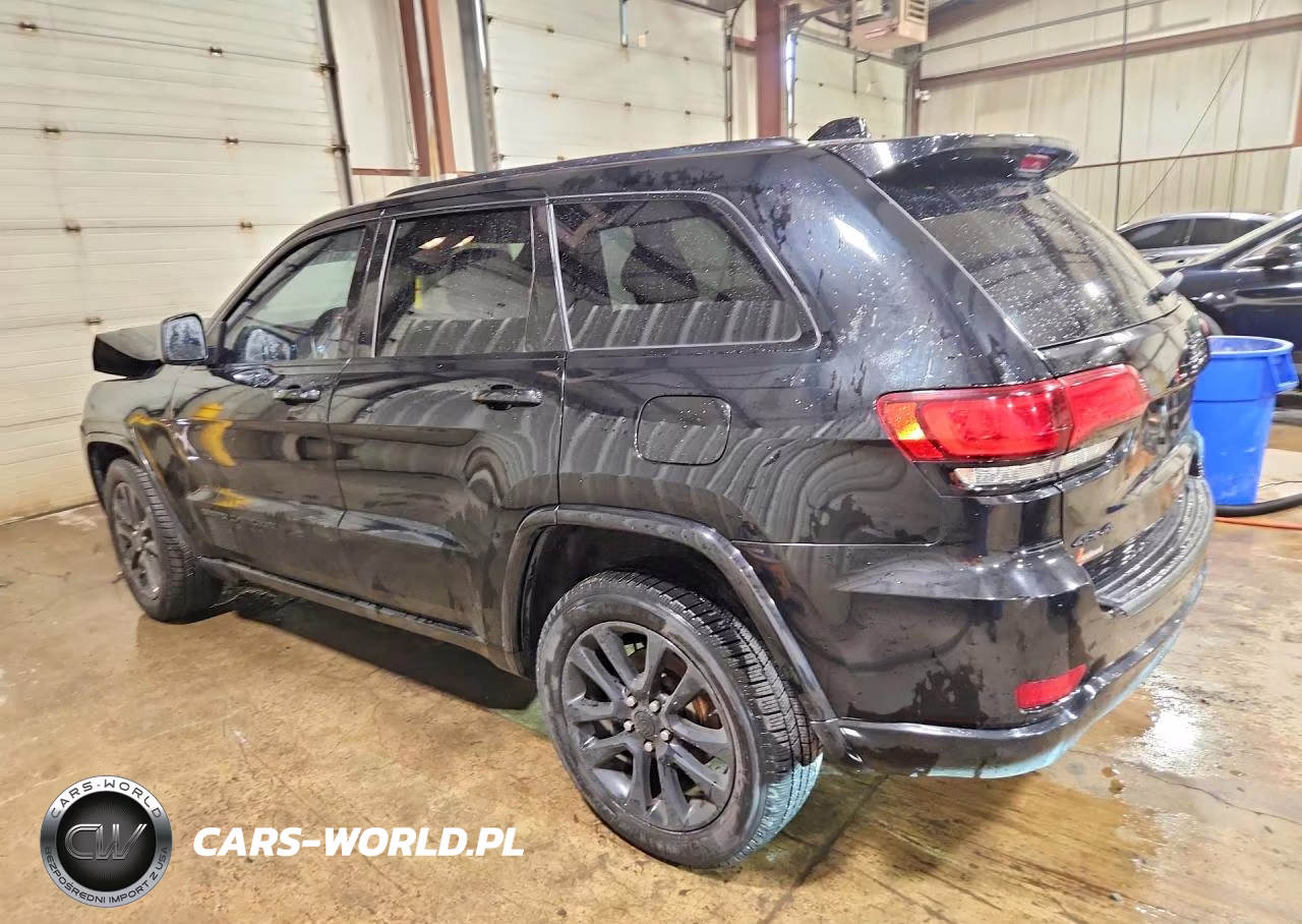2019 Jeep Grand Cherokee Laredo VIN:1C4RJFAG1KC587538 - 2