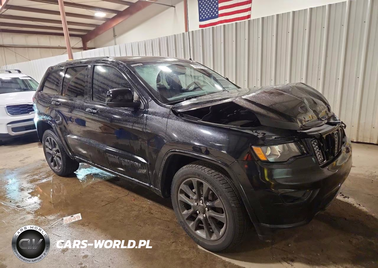 2019 Jeep Grand Cherokee Laredo VIN:1C4RJFAG1KC587538 - 4