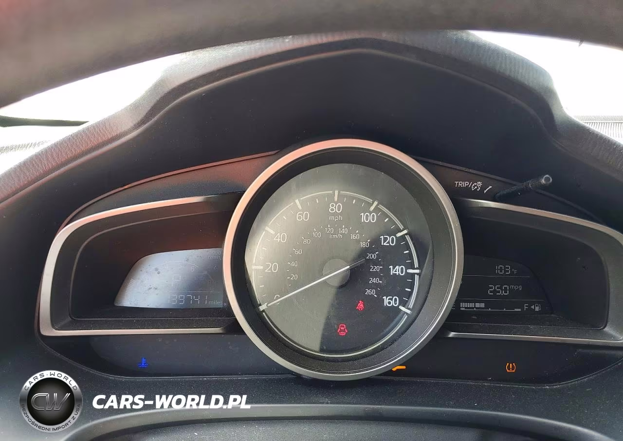 2018 Mazda 3 Sport VIN:3MZBN1K71JM172365 - 9