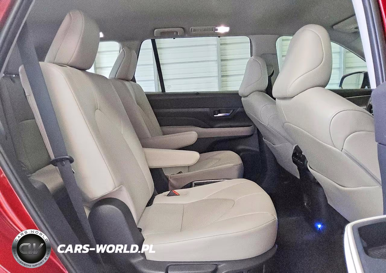 2025 Toyota Grand Highlander Xle VIN:5TDAAAA56SS029309 - 11