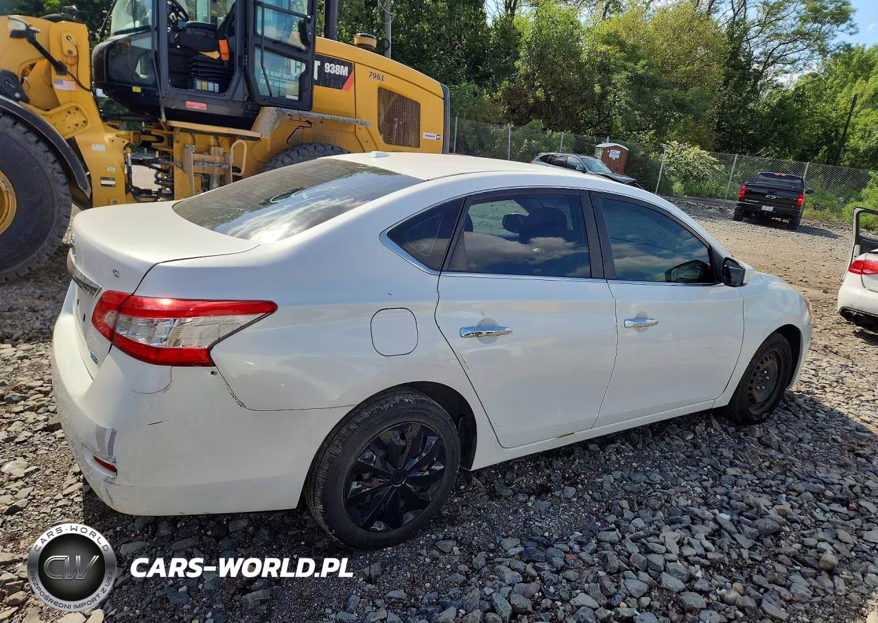 2013 Nissan Sentra S VIN:3N1AB7AP2DL633212 - 3