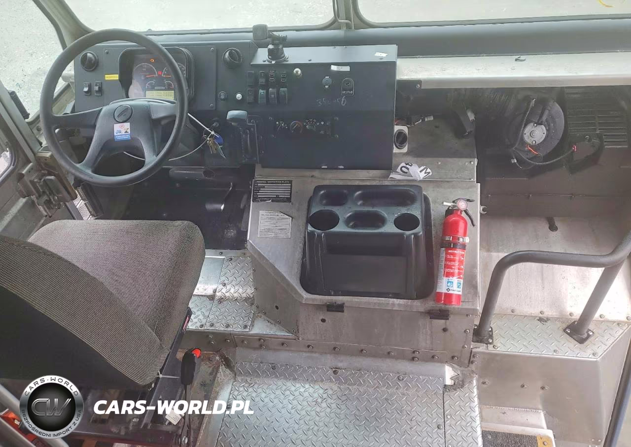 2020 Freightliner Mt45G Chassis Delivery Truck VIN:4UZAC2EA3LCMH7752 - 8