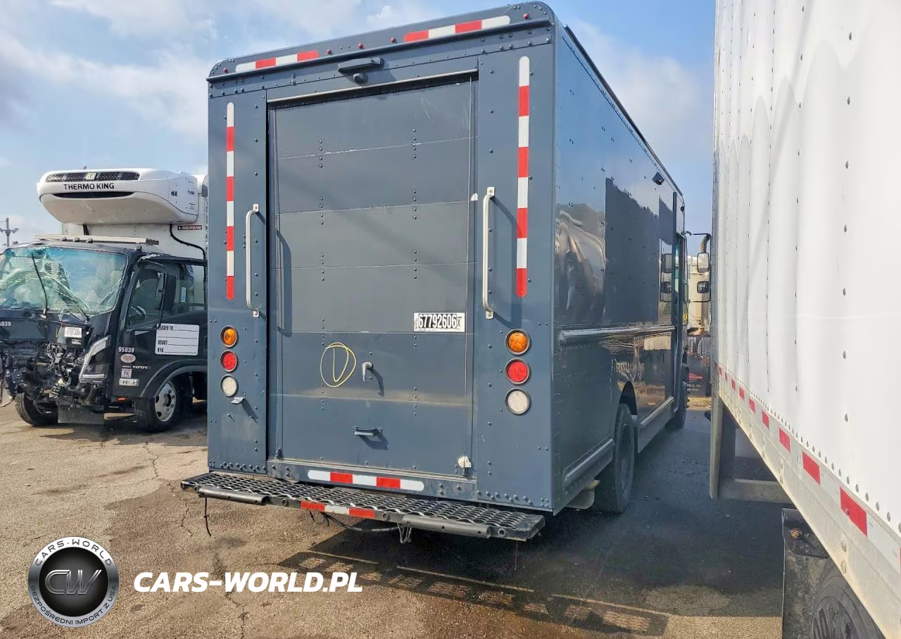 2021 Freightliner Chassis M Line Walk-In Van VIN:4UZAC2EA2MCML0685 - 3