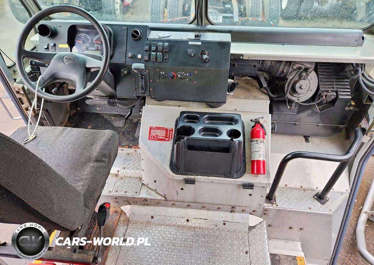 2021 Freightliner Chassis M Line Walk-In Van VIN:4UZAC2EA2MCML0685 - 8