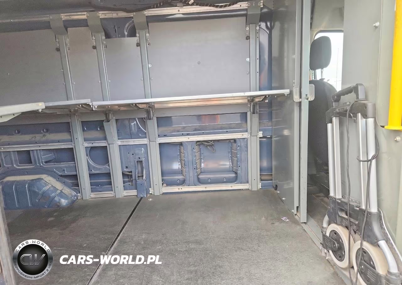 2020 Ford Transit 250 Delivery Van VIN:1FTBR3X84LKA18683 - 11