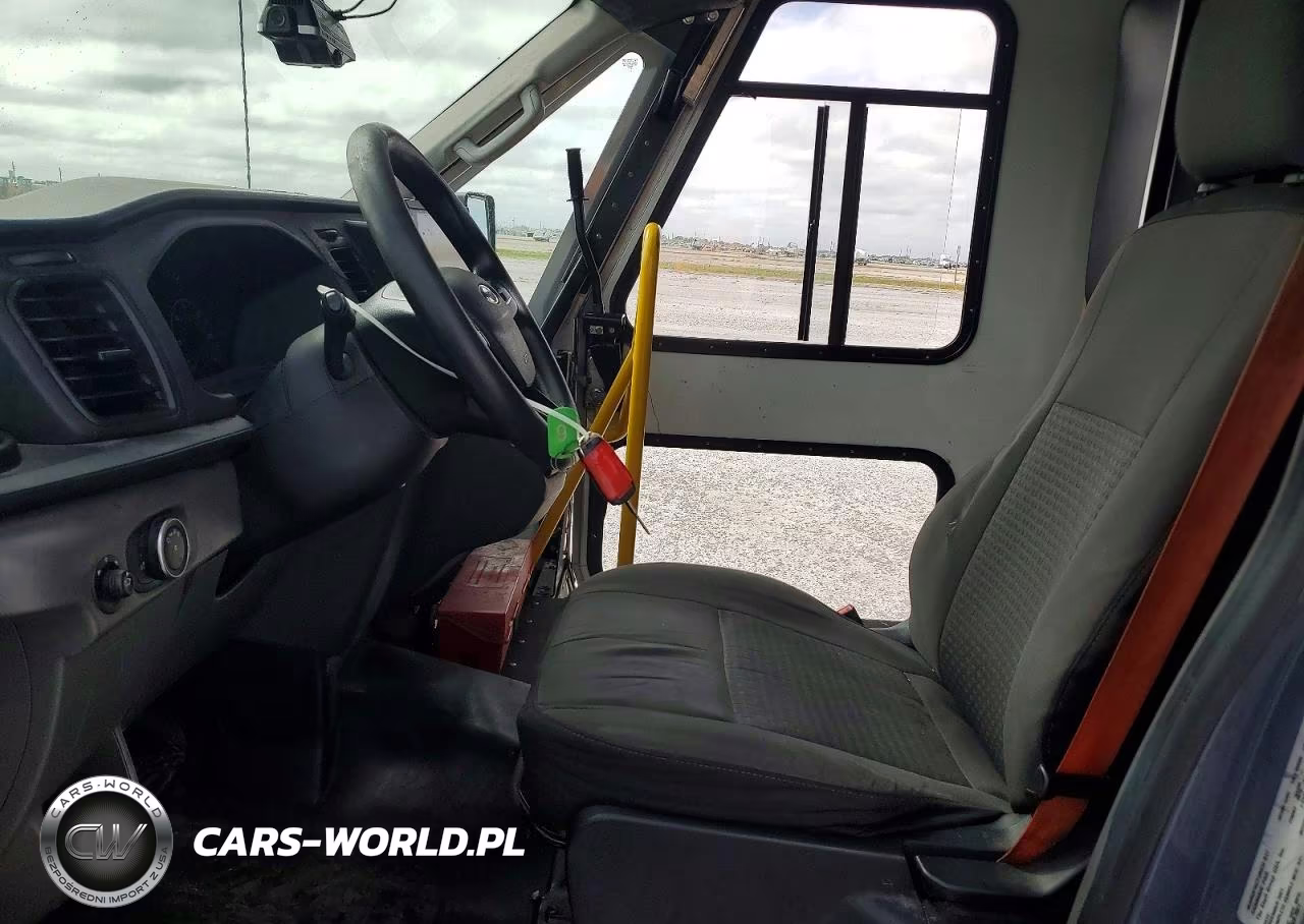 2021 Ford Transit Delivery Truck VIN:1FDDF6P8XMKA76894 - 7