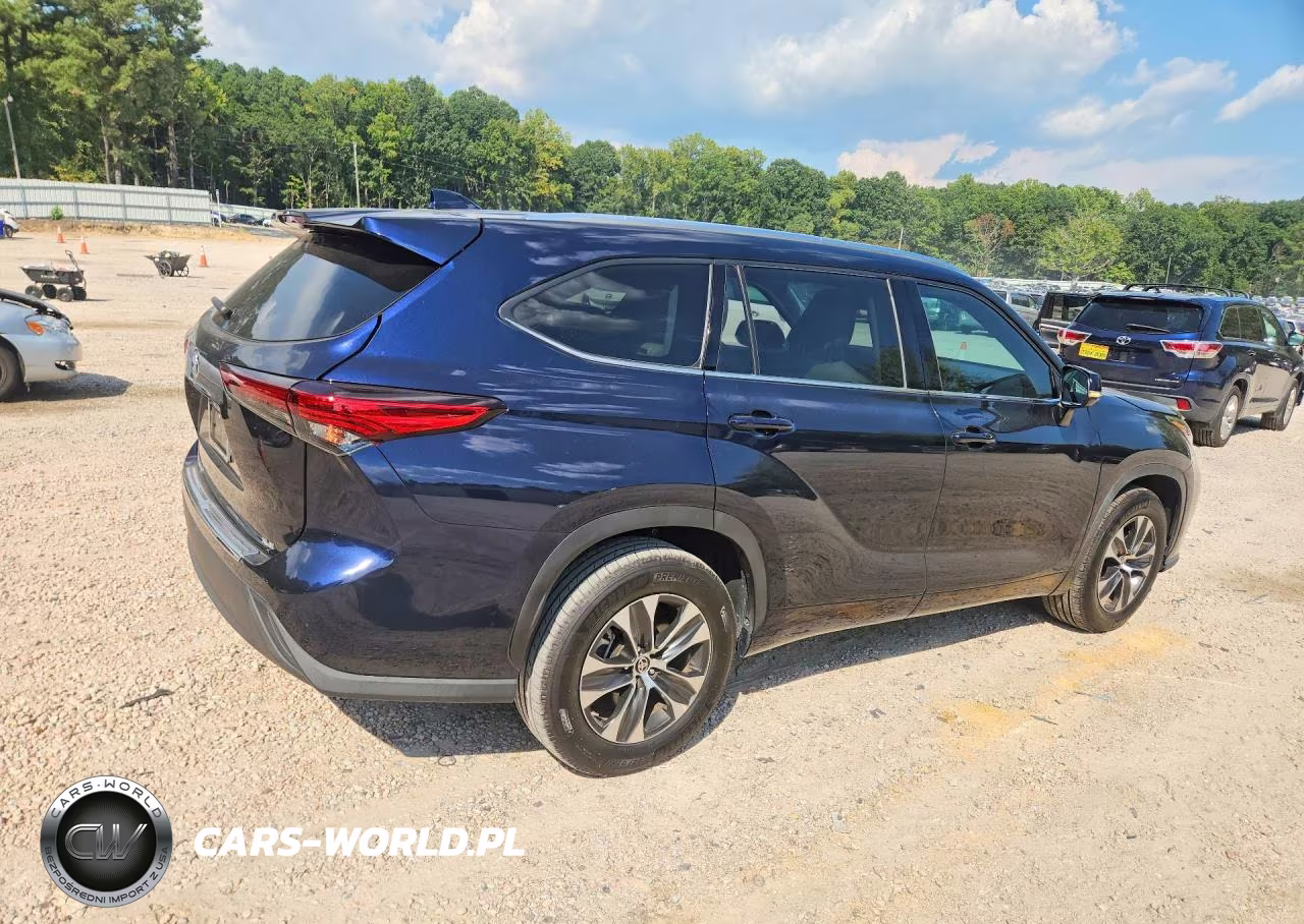 2020 Toyota Highlander Xle VIN:5TDGZRAH7LS508206 - 3