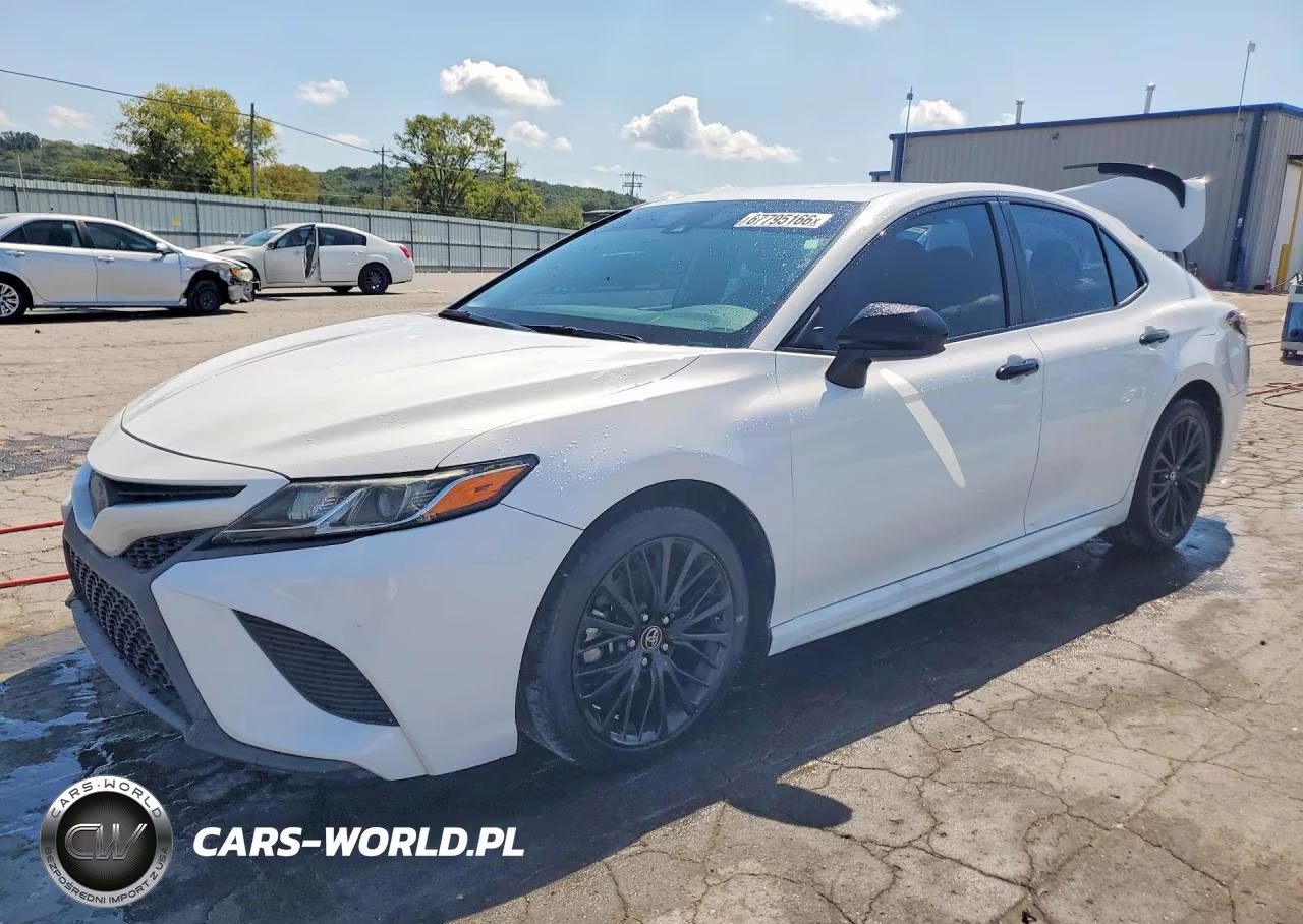 2019 Toyota Camry Se – zdjęcie 1 z 12