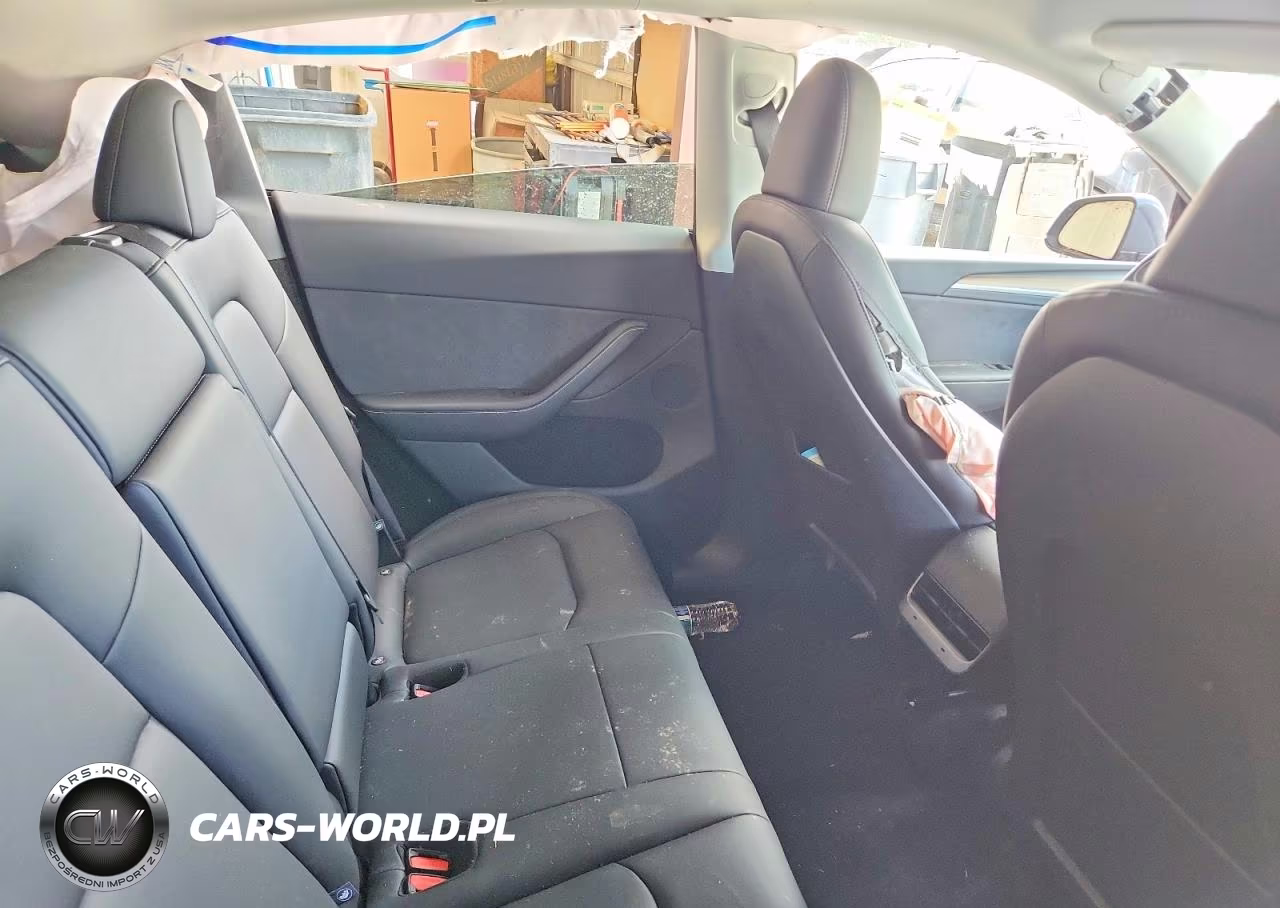 2025 Tesla Model Y VIN:7SAYGDED5SA377011 - 10