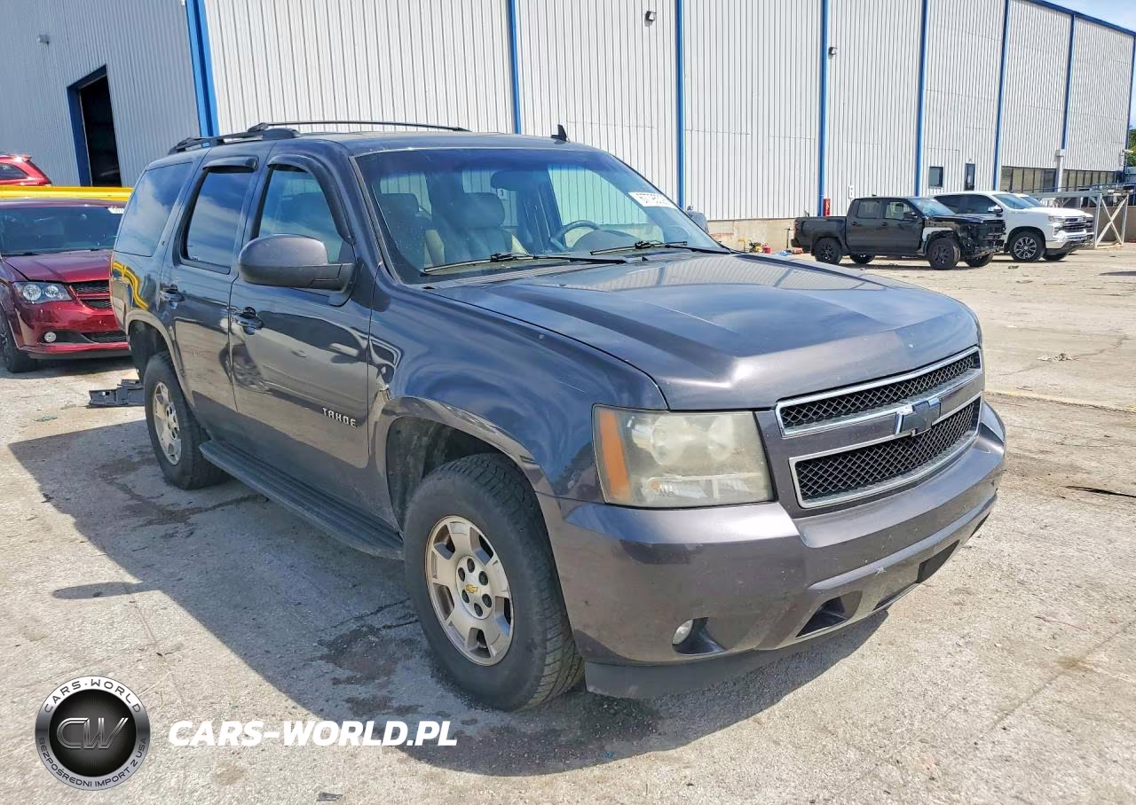 2010 Chevrolet Tahoe K1500 Lt VIN:1GNUKBE04AR168552 - 4