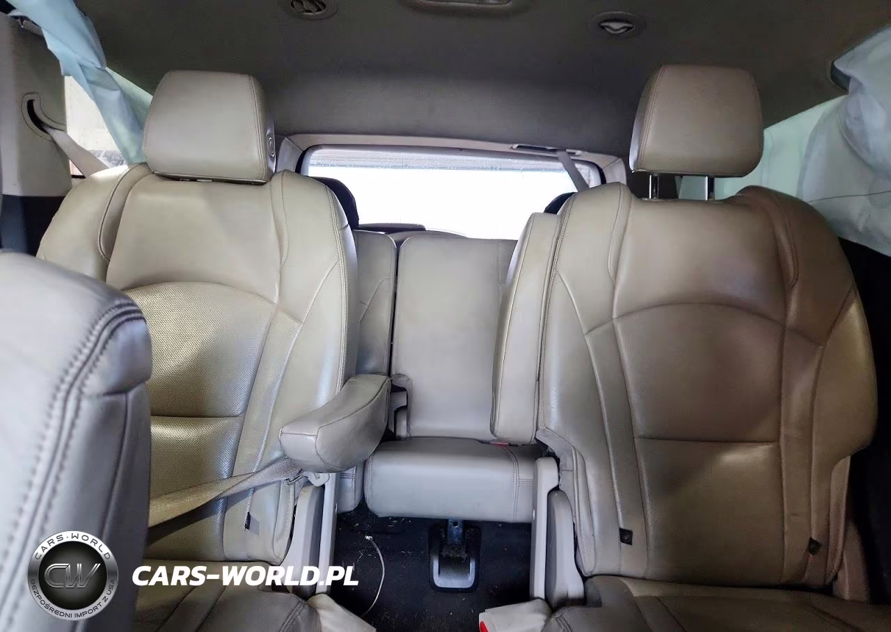 2018 Buick Enclave Essence VIN:5GAERBKW1JJ195550 - 10