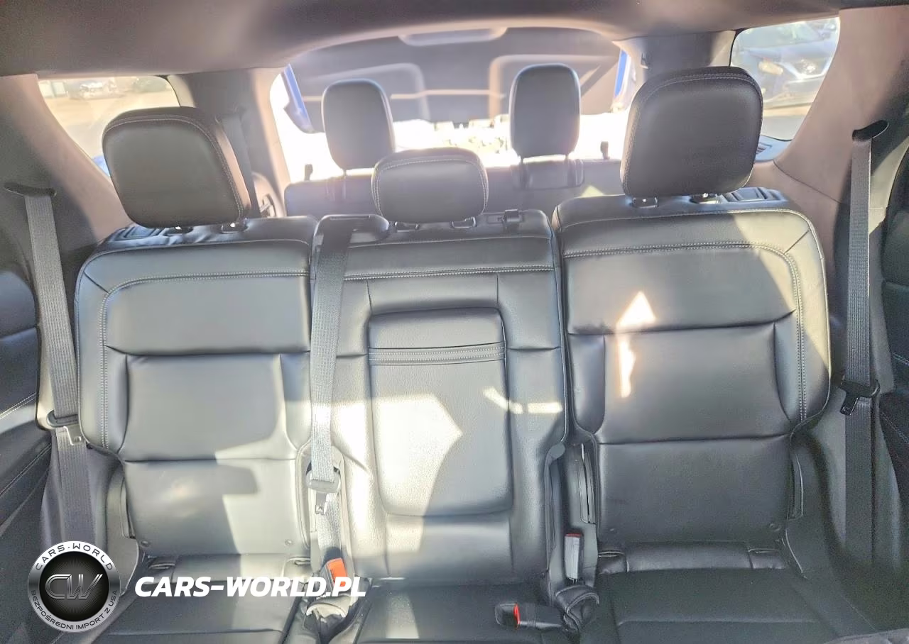 2020 Ford Explorer Xlt VIN:1FMSK7DH1LGA47671 - 10