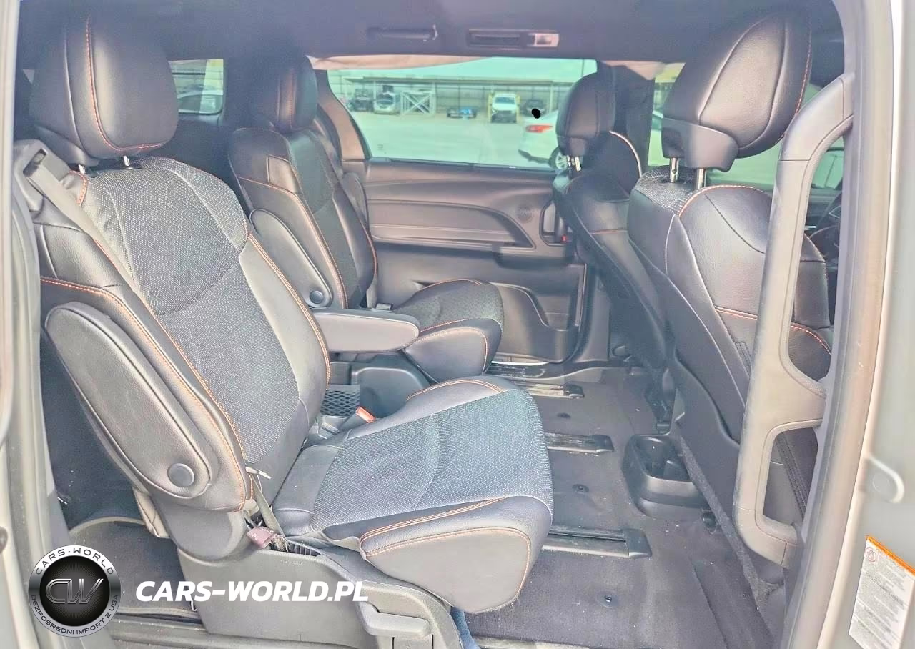 2024 Toyota Sienna Xse 7-Passenger VIN:5TDCSKFC8RS108963 - 11
