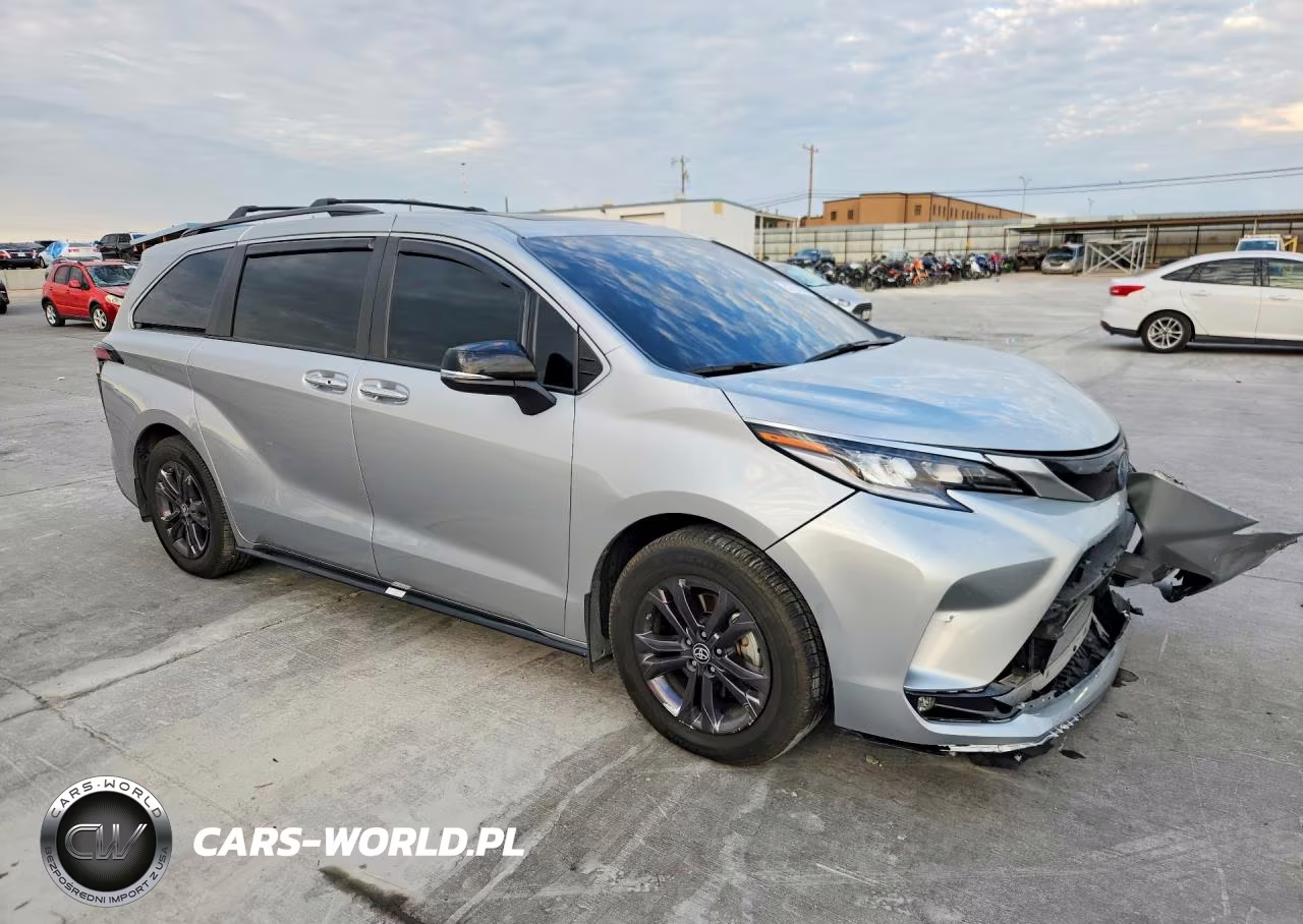 2024 Toyota Sienna Xse 7-Passenger VIN:5TDCSKFC8RS108963 - 4