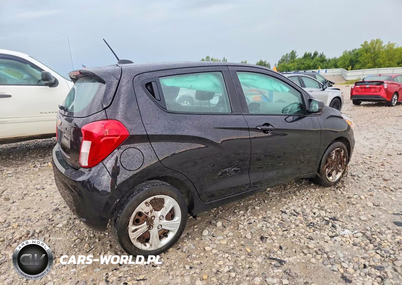 2019 Chevrolet Spark Ls VIN:KL8CB6SAXKC742108 - 3