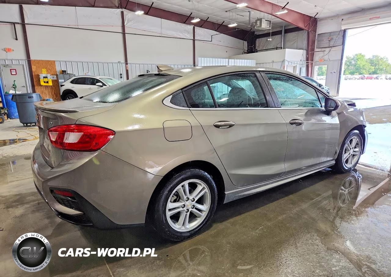 2017 Chevrolet Cruze Lt VIN:1G1BE5SM4H7219000 - 3