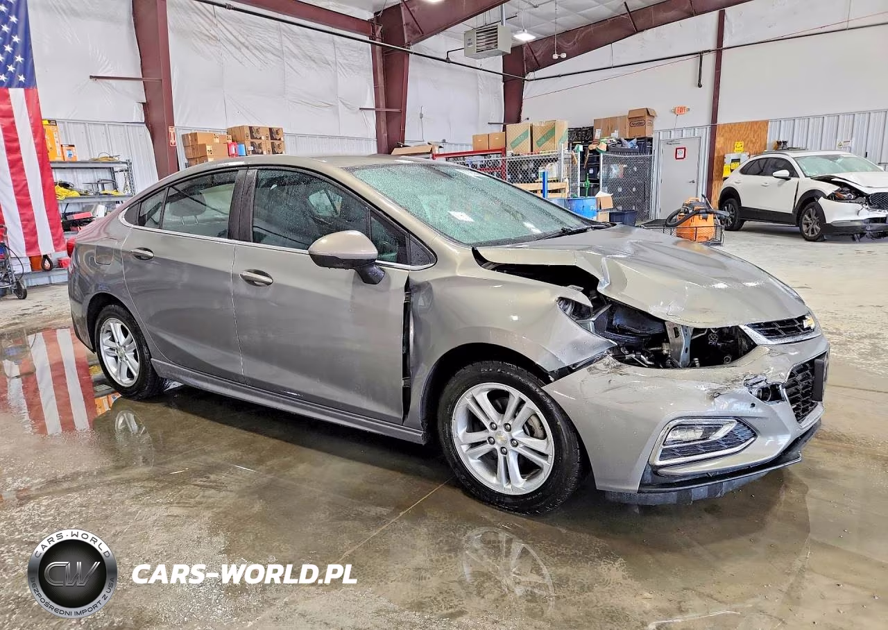 2017 Chevrolet Cruze Lt VIN:1G1BE5SM4H7219000 - 4