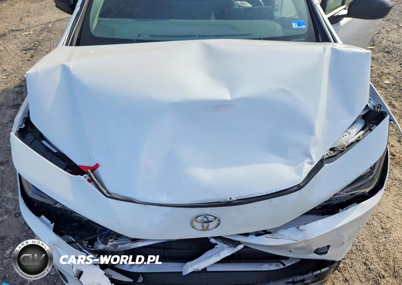 2026 Toyota Prius Xle VIN:JTDACAAU4T3076780 - 11