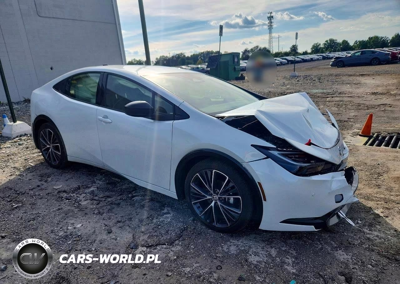 2026 Toyota Prius Xle VIN:JTDACAAU4T3076780 - 4