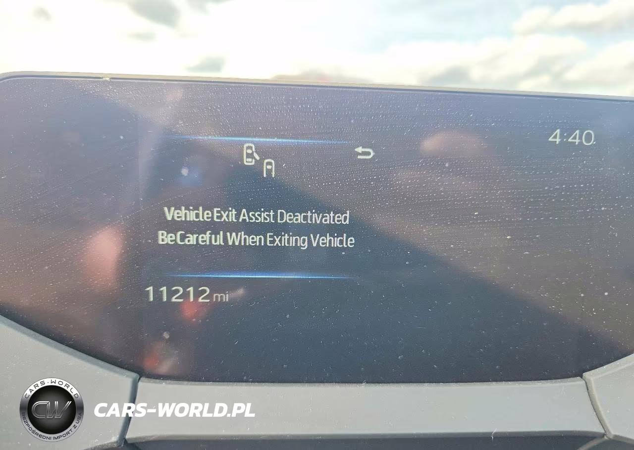 2026 Toyota Prius Xle VIN:JTDACAAU4T3076780 - 9