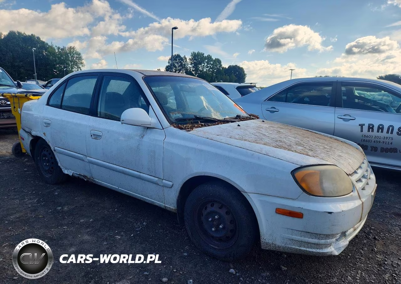 2005 Hyundai Accent Gls VIN:KMHCG45C55U658315 - 4