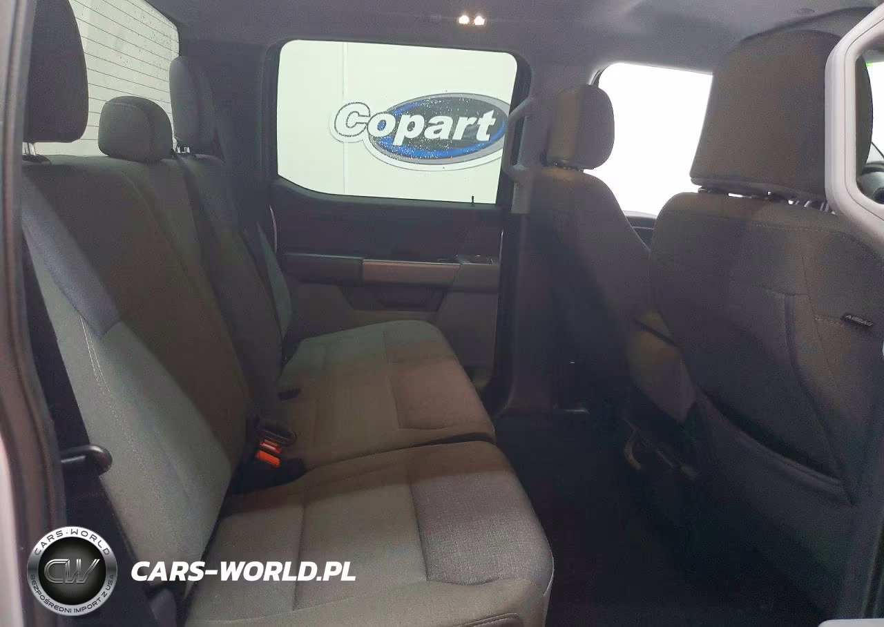 2025 Ford F150 Xlt VIN:1FTEW3K52SKE53218 - 10