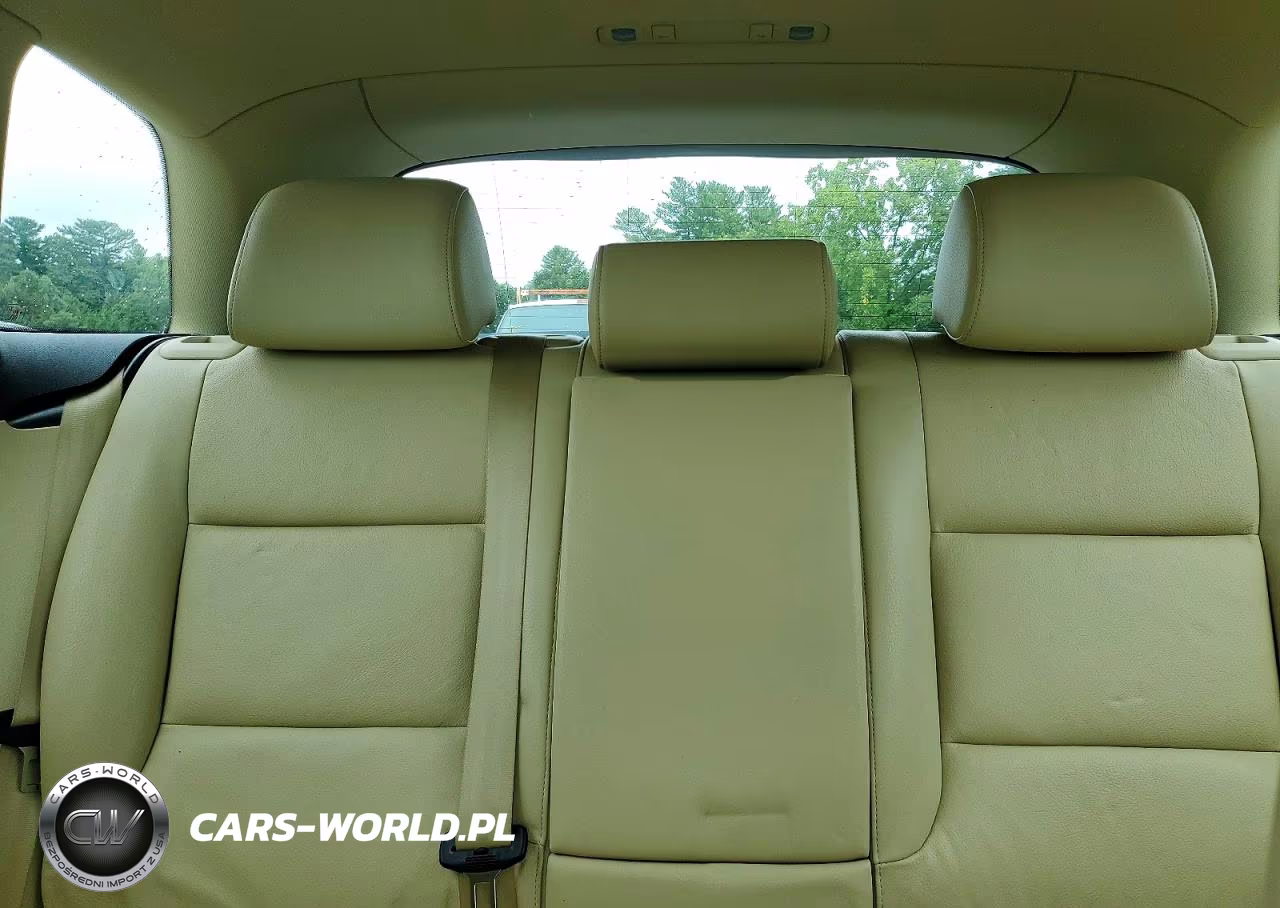 2013 Audi A3 Premium Plus VIN:WAUMFAFM2DA031649 - 10