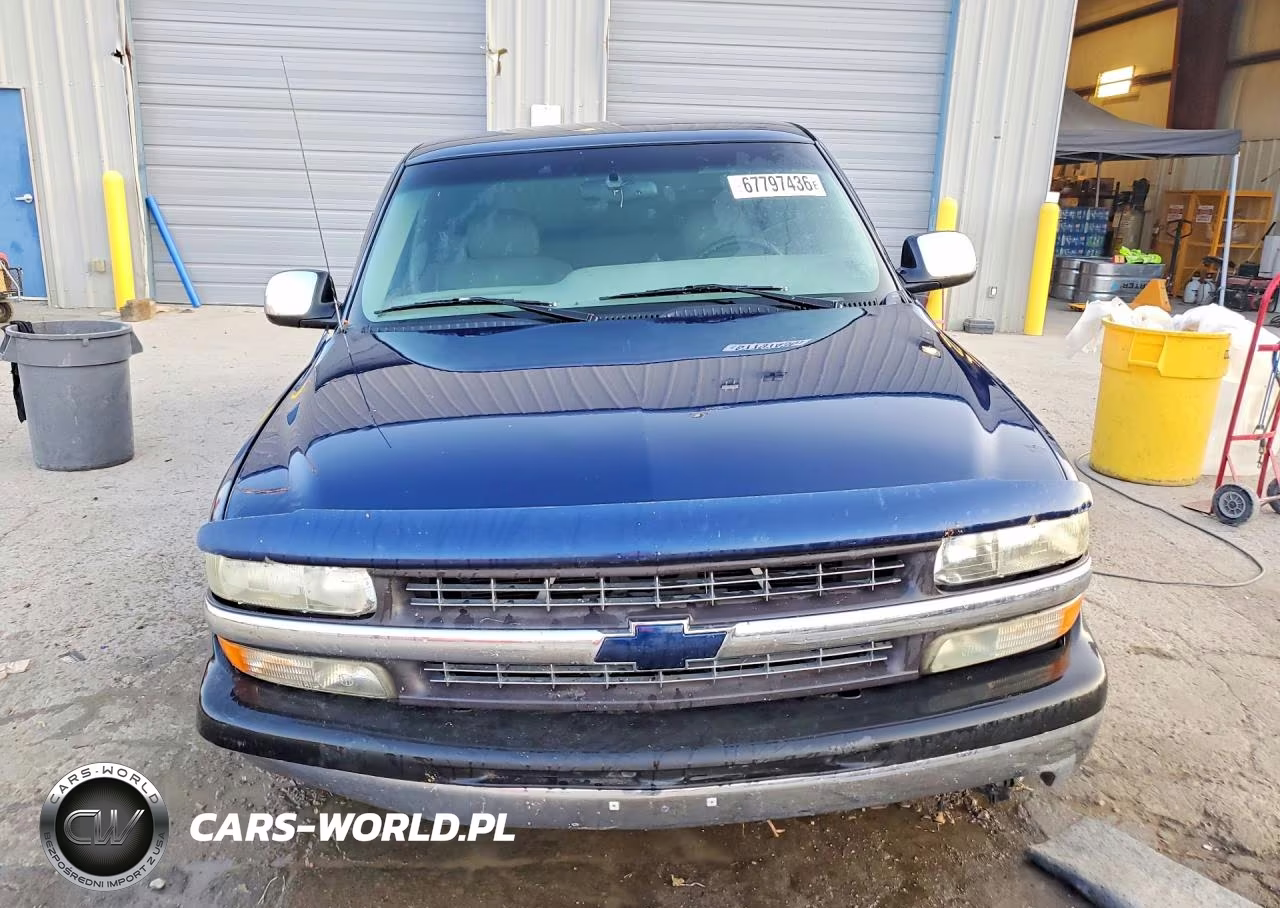 1999 Chevrolet Silverado C1500 VIN:1GCEC19T6XZ113182 - 5