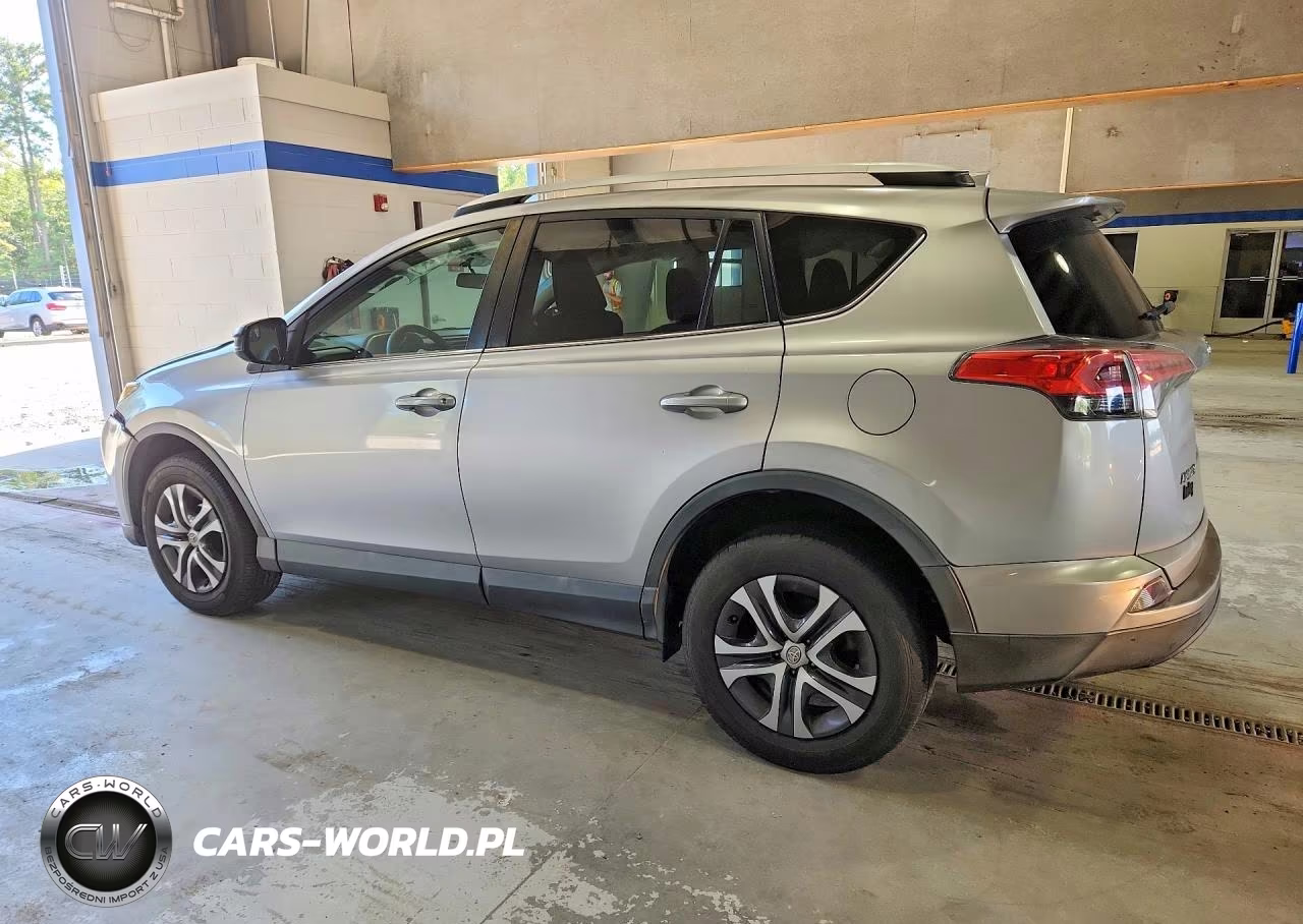 2016 Toyota Rav4 Le VIN:2T3BFREV1GW463321 - 2