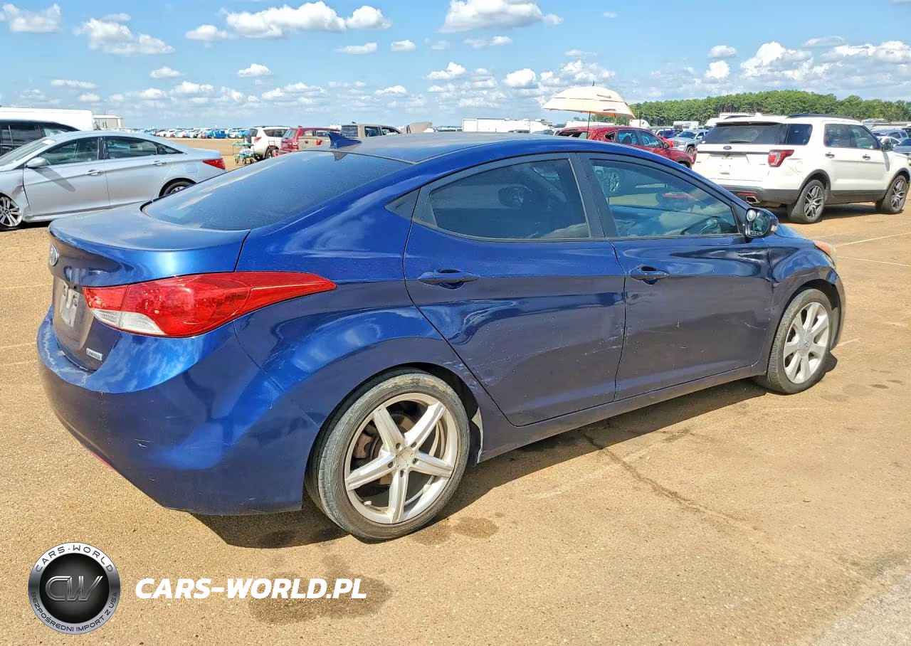 2013 Hyundai Elantra VIN:KMHDH4AEXDU618979 - 3