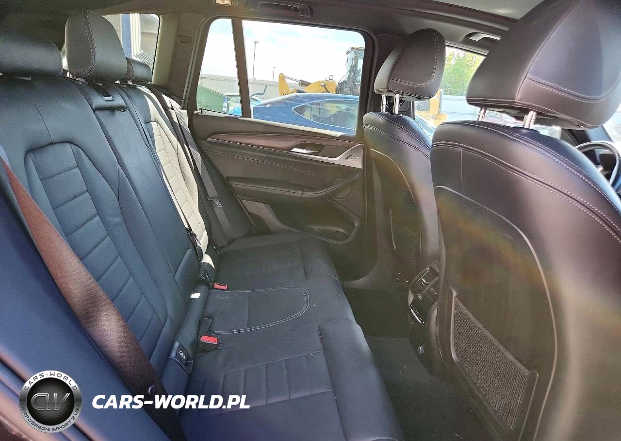 2019 BMW X3 xDrive30I VIN:5UXTR9C54KLP84567 - 10