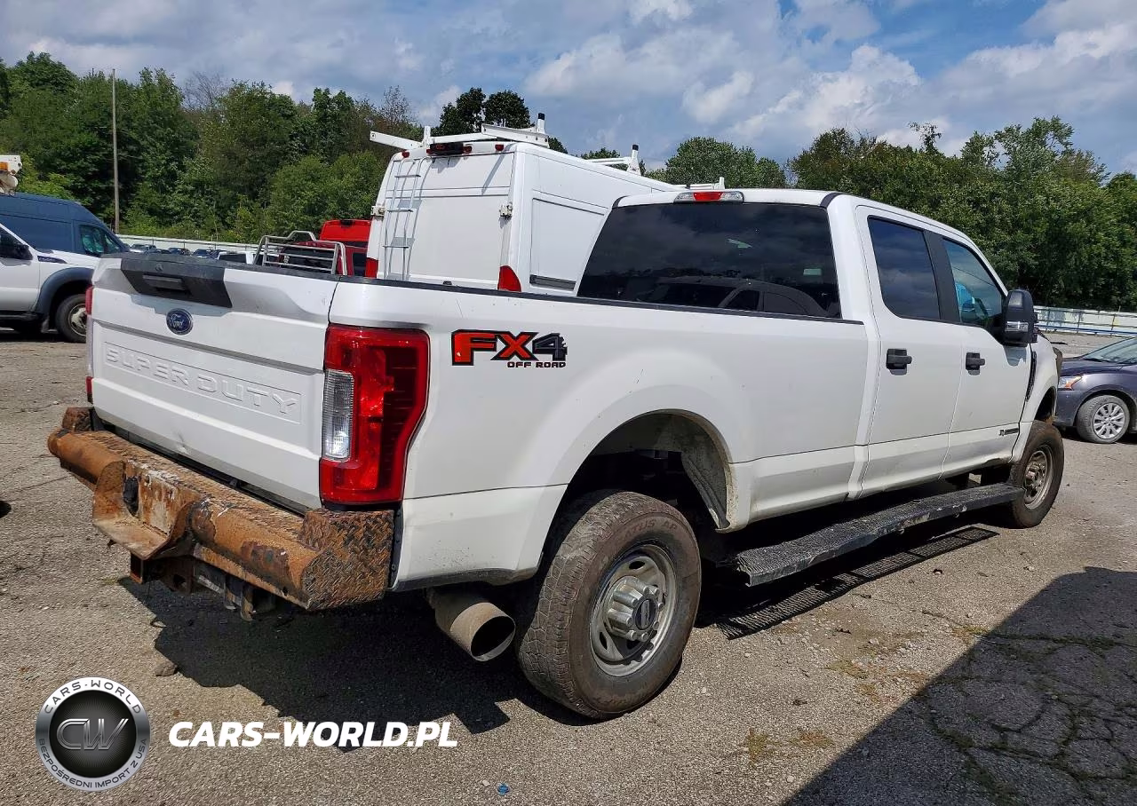 2018 Ford F350 Super Duty VIN:1FT8W3BT2JEC47258 - 3