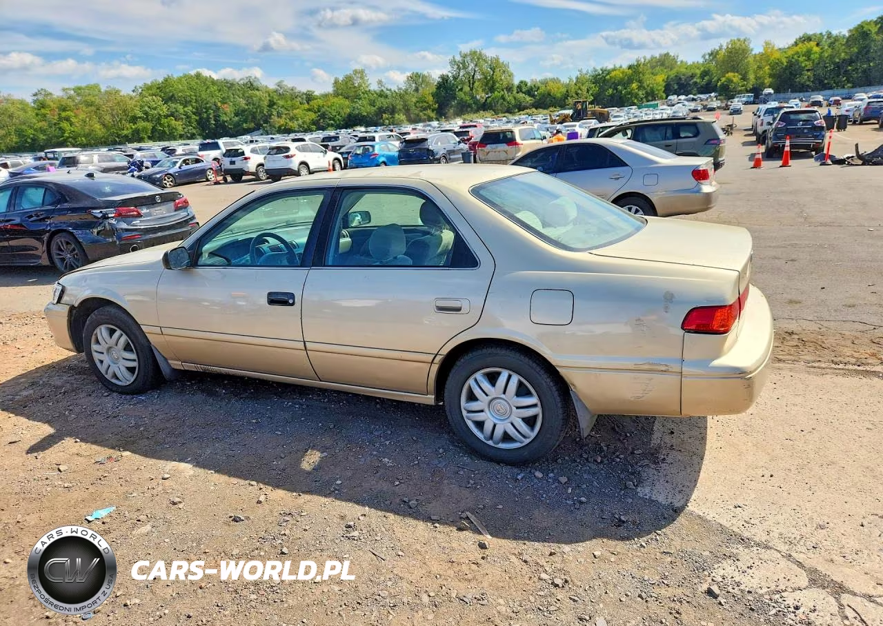 2001 Toyota Camry Le VIN:4T1BG22K91U022955 - 2