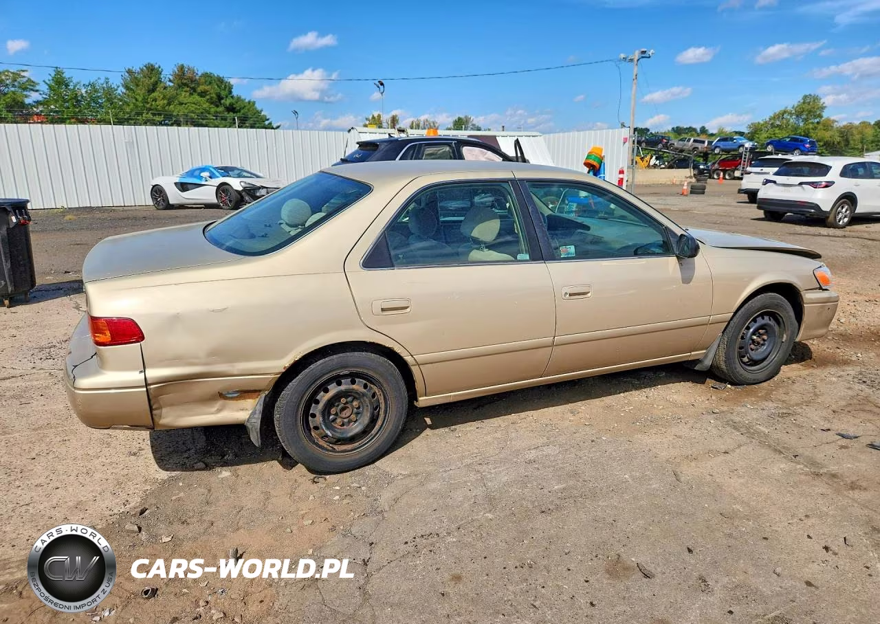 2001 Toyota Camry Le VIN:4T1BG22K91U022955 - 3
