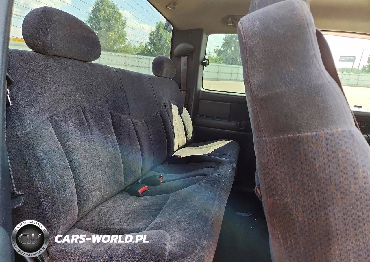 1999 Chevrolet Silverado C1500 VIN:2GCEC19V5X1220346 - 10